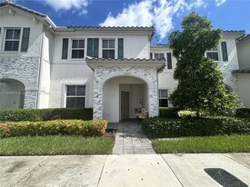 1685 SE 27th Rd in Homestead, FL - Building Photo