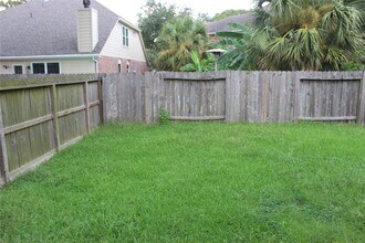 1914 Wildwood Ridge Dr in Missouri City, TX - Building Photo - Building Photo