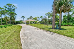 3251 SW Holly Ln in Palm City, FL - Building Photo