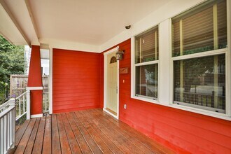 1912 Shearn St in Houston, TX - Building Photo - Building Photo