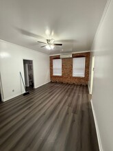 Normandie in Los Angeles, CA - Building Photo - Interior Photo