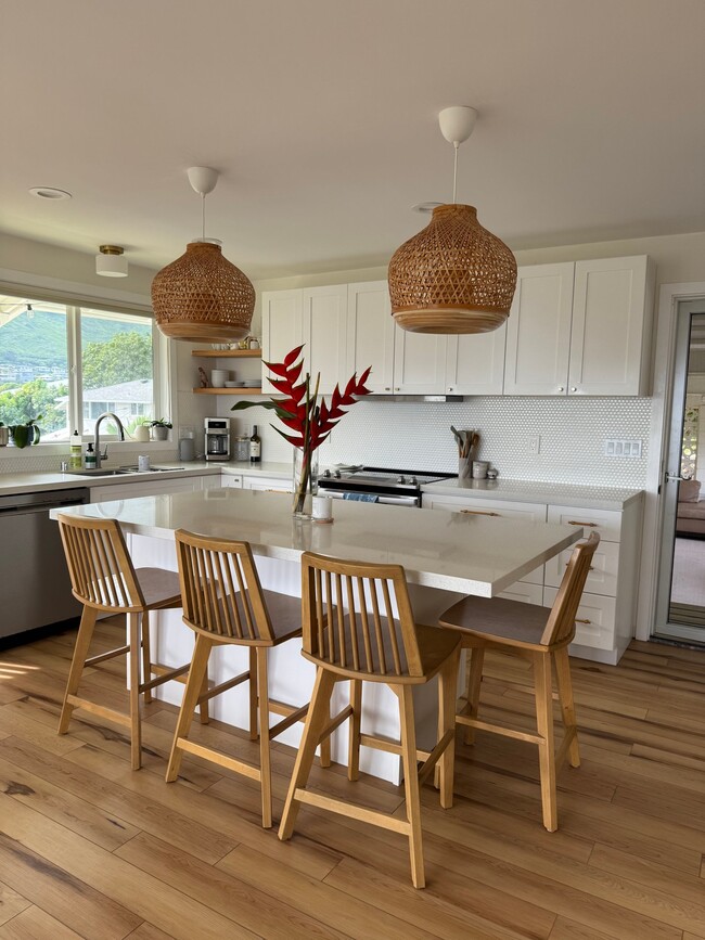 5428 Paniolo Pl in Honolulu, HI - Building Photo - Building Photo