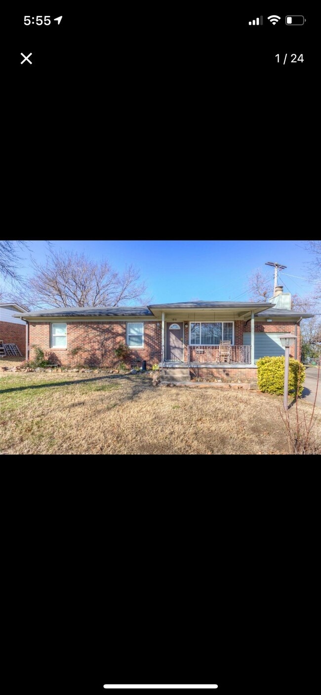 property at 1816 S Lakewood Ave