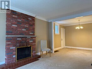 12 Monkton Ave in Toronto, ON - Building Photo - Building Photo