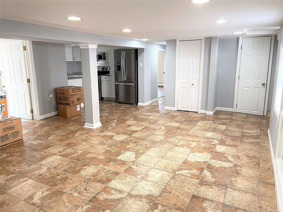444 E Hudson St-Unit -Lower in Long Beach, NY - Building Photo