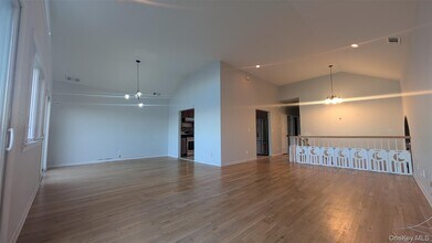 150-95 Powells Cove Blvd in Queens, NY - Building Photo - Building Photo