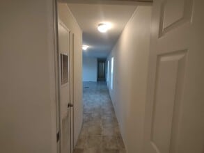 2304 Wellington Green Dr in Clarksville, IN - Building Photo - Building Photo