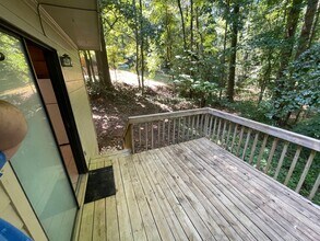 597 Jackson Park Ln in Suwanee, GA - Building Photo - Building Photo