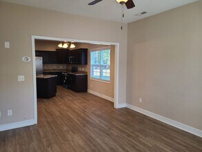 525 Everett Glades in Sneads Ferry, NC - Building Photo - Building Photo