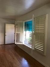2222 E 2nd St, Unit #3 in Long Beach, CA - Building Photo - Building Photo