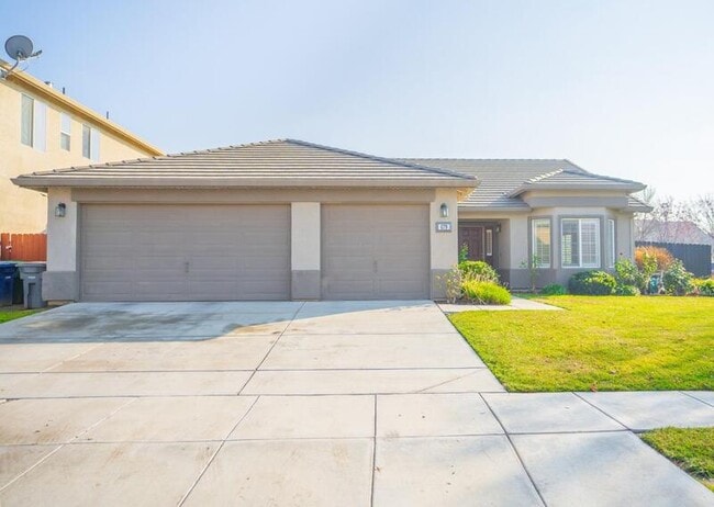property at 679 Apricot Ct