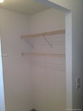 1665 Bay Rd-Unit -419 in Miami Beach, FL - Building Photo - Building Photo