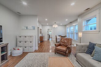 5822 Belmont Ave in Dallas, TX - Building Photo - Building Photo