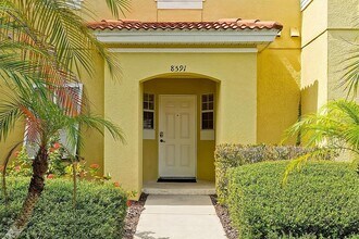 8591 Bay Lilly Loop in Kissimmee, FL - Building Photo - Building Photo