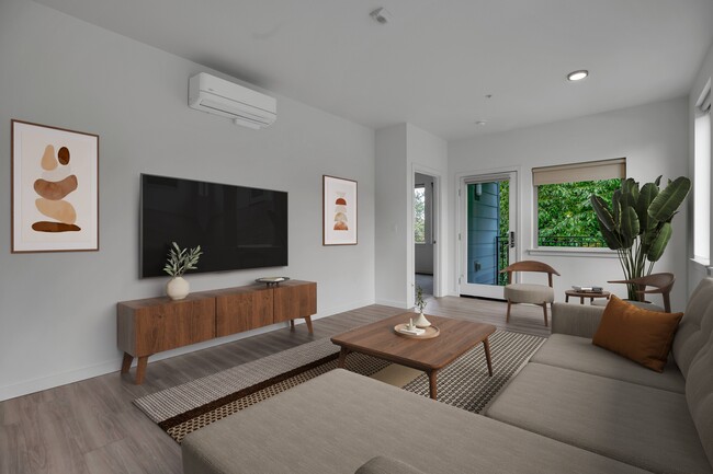 72nd Apartments in Tigard, OR - Foto de edificio - Building Photo