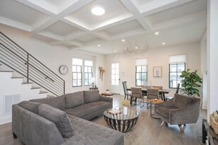 119 E Fowlkes St in Franklin, TN - Building Photo