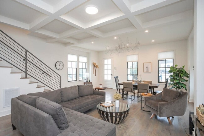 property at 119 E Fowlkes St