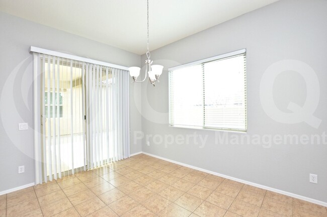 property at 3519 E Loma Vista St