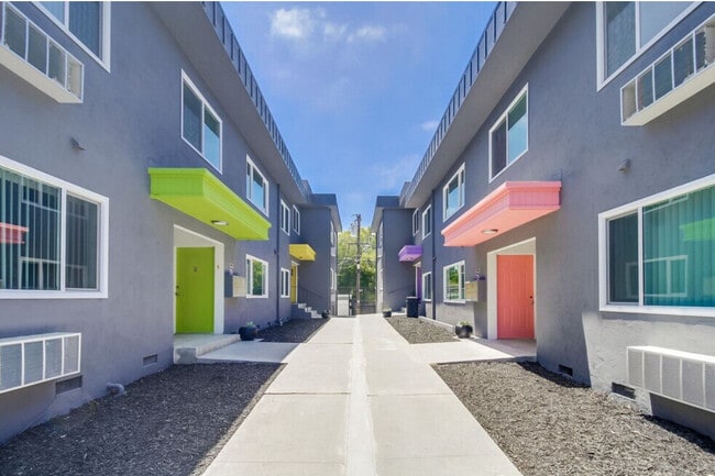 Duplet at Hillcrest - New Boutique Apartme... in San Diego, CA - Building Photo - Building Photo