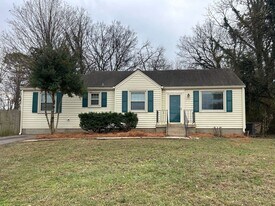 1110 Inglewood Dr in Nashville, TN - Building Photo