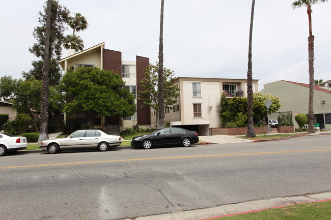 1147 Lincoln Blvd in Santa Monica, CA - Building Photo - Building Photo