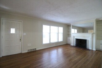 4630 W 60th Terrace in Fairway, KS - Building Photo - Building Photo