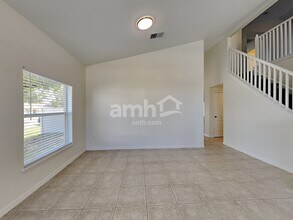 119 Belgian Way in Sanford, FL - Foto de edificio - Building Photo