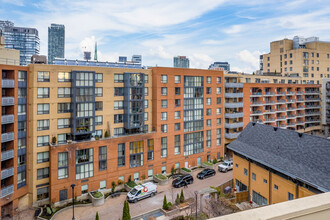 Old York Tower in Toronto, ON - Building Photo - Building Photo