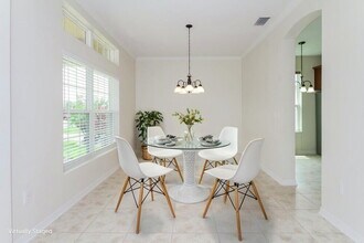 8843 39th St Cir E, Unit 614 in Parrish, FL - Foto de edificio - Building Photo