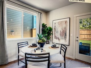 23839 SW Black Tortoise Ter in Tualatin, OR - Foto de edificio - Building Photo