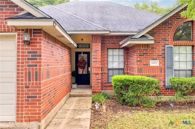 1502 Oak Knoll Ln in Lockhart, TX - Building Photo - Building Photo