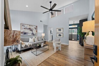 3709 7th Ave in San Diego, CA - Foto de edificio - Building Photo