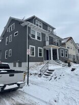 1335 West Blvd, Unit 2 in Cleveland, OH - Building Photo