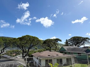 1936 Puu Nanea Pl in Honolulu, HI - Building Photo - Building Photo