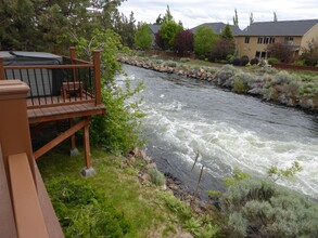 63164 Watercress Way in Bend, OR - Foto de edificio - Building Photo