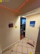 2012 Commonwealth Ave in Boston, MA - Building Photo - Building Photo