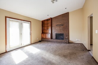 808 Waterview Rd in Oklahoma City, OK - Foto de edificio - Building Photo