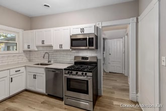 640 Prospect Ave SE in Grand Rapids, MI - Building Photo - Building Photo