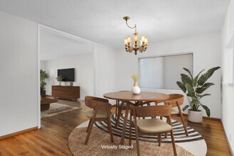 824 S Shenandoah St, Unit 2 in Los Angeles, CA - Building Photo - Building Photo