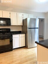 36 Florence St, Unit 36 Florence St. #1 in Somerville, MA - Building Photo - Building Photo