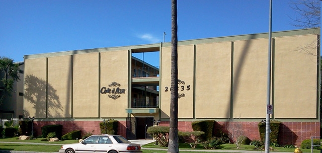 Cote d'Azur in Winnetka, CA - Foto de edificio - Building Photo