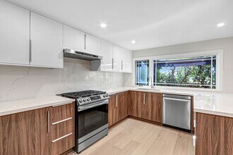 1100 W Patrick St in Upland, CA - Building Photo - Building Photo