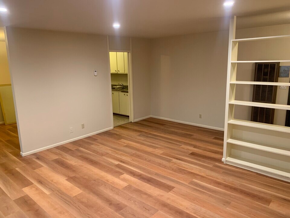 332 Monte Vista Ave in Oakland, CA - Building Photo