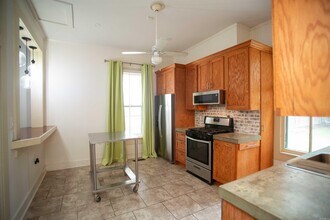 1015 Rock St in Little Rock, AR - Building Photo - Building Photo