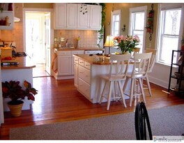 30 Manning St, Unit 2 in Medford, MA - Building Photo