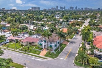 851 N 11th Ave in Hollywood, FL - Building Photo - Building Photo