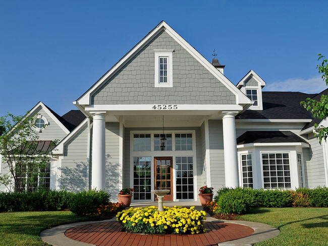 Northport Apartments in Macomb, MI - Foto de edificio - Building Photo