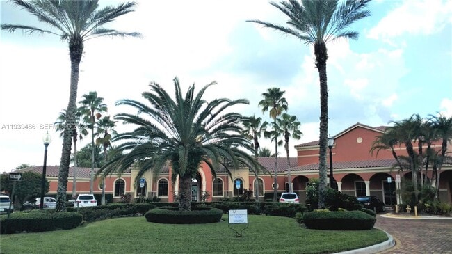 4404 SW 160th Ave in Miramar, FL - Building Photo - Building Photo