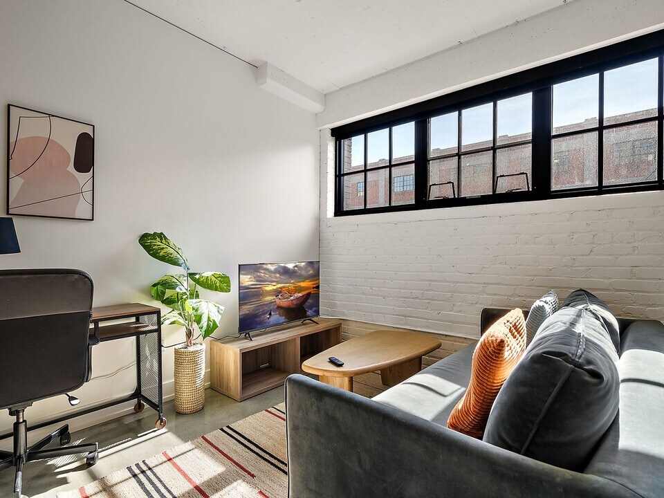 608 N 3rd St in Minneapolis, MN - Building Photo