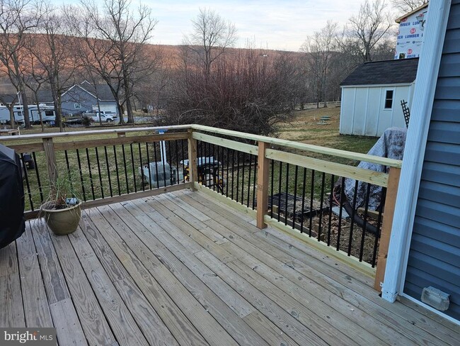 286 Mission Rd N in Harpers Ferry, WV - Building Photo - Building Photo